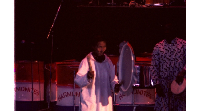 1986 Vancouver BC Royal Bank/Expo 86 World Festival World Drum Festival Canada North West Territories Inuit Drummer Photo Barry Burns